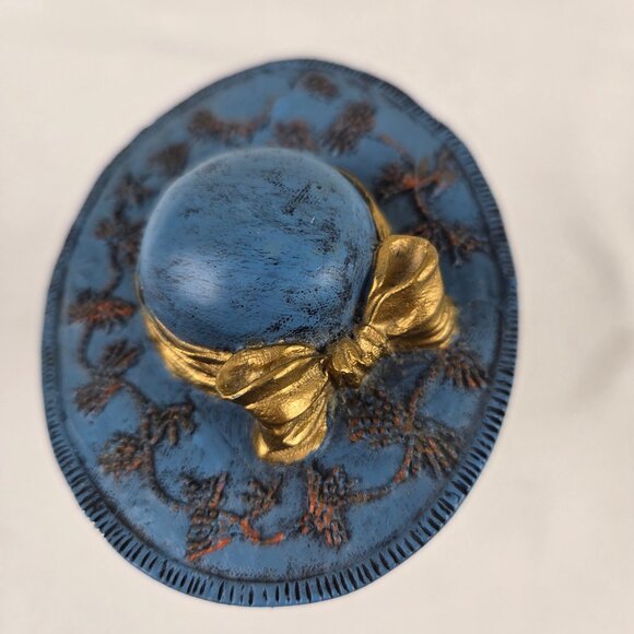 Set of 2 Trinket Boxes Ladies Wearing Hats Floral Accents on Base Resin Crystal - Picture 7 of 16